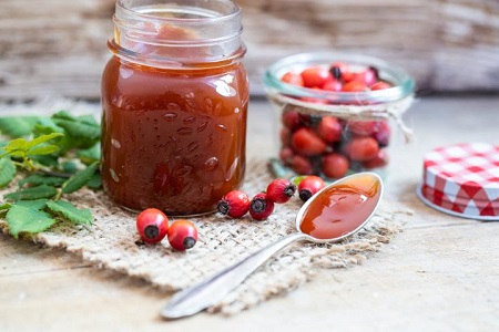 دستور تهیه مربای میوه گل نسترن؛ مربای خوشمزه و مقوی
طرز تهیه مربای گل نسترن خانگی خوشمزه + خواص آن