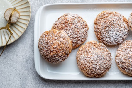 درست کردن پف های خامه ای به صورت مرحله ای