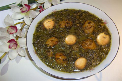 طرز تهیه خورش آلو اسفناج، به روش گیاهخواری