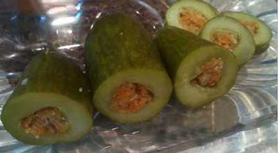 طرز تهیه خیار ترشی شکم پر