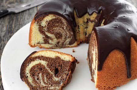 
			
		طرز تهیه ماربل کیک یا کیک دو رنگ وانیلی و شکلاتی
		طرز تهیه ماربل کیک 