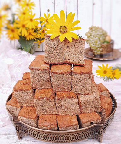 طرز تهیه کیک موز و نسکافه