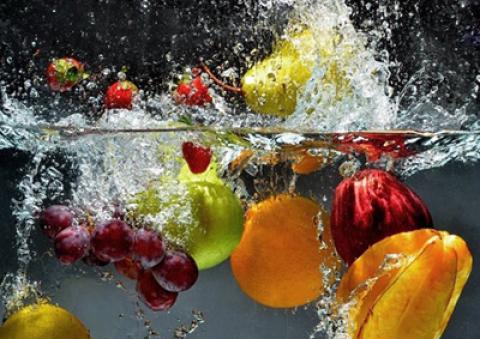 
			
		آشنایی با نحوه شستن میوه ها
		