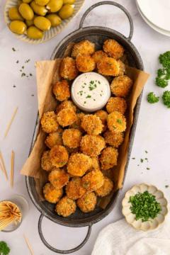 زیتون سوخاری ترد و خوشمزه: راز یک میان‌وعده ایتالیاییمواد لازم برای زیتون سوخاری ساده (برای ۴ نفر): مواد لازم برای زیتون سوخاری شکم‌پر (برای ۴ نفر):مراحل تهیه زیتون سوخاری ساده
آماده‌سازی مراحل تهیه زیتون سوخاری شکم‌پرنکات کلیدی برای زیتون سوخاری ترد و خوشمزهزیتون سوخاری ایتالیایی: یک طعم خاصسوالات متداول درباره طرز تهیه زیتون سوخاری و تردنتیجه‌گیری