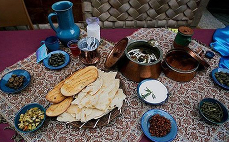 
			
		آشنایی با غذاهای سنتی مشهد
		