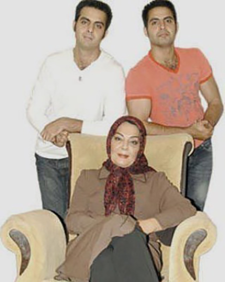 زهره حمیدی در کنار پسرانش زهره حمیدی, بیماری زهره حمیدی