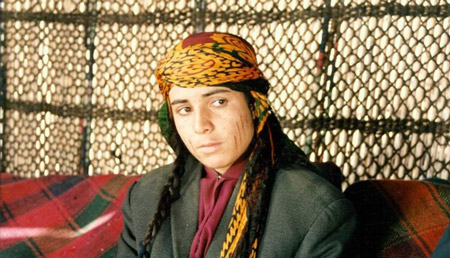 آیین خون‌ بسآیین خون‌بَس چیست؟انتقادهایی درباره خون‌بس 