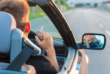 از بین بردن بوی سیگار از داخل ماشین,راهکارهایی برای از بین بردن بوی سیگار از داخل ماشین,بوی سیگار داخل ماشین