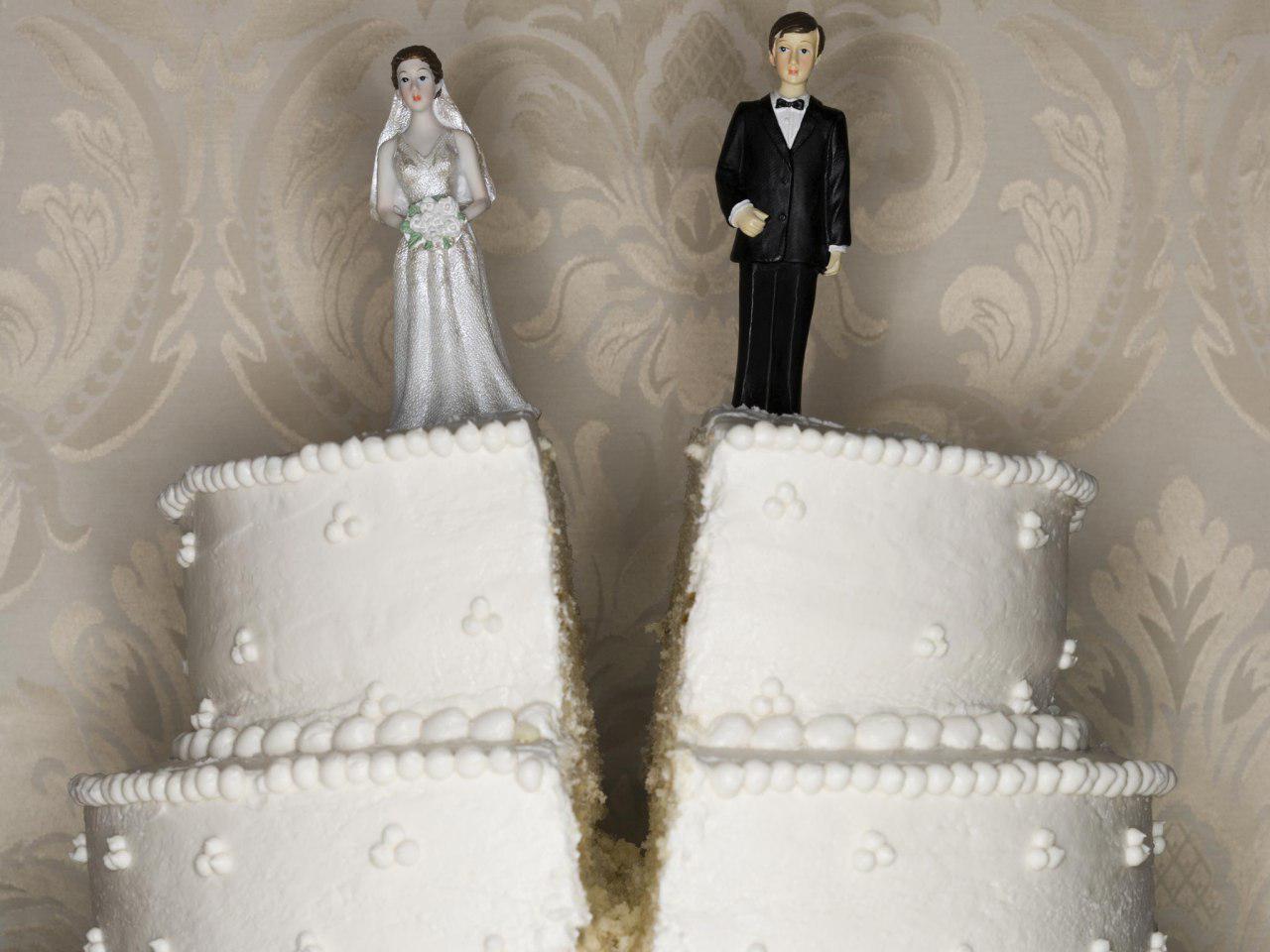 
			
		طلاق در دوران عقد،تبعات و راه‌های کنار آمدن با آن
		