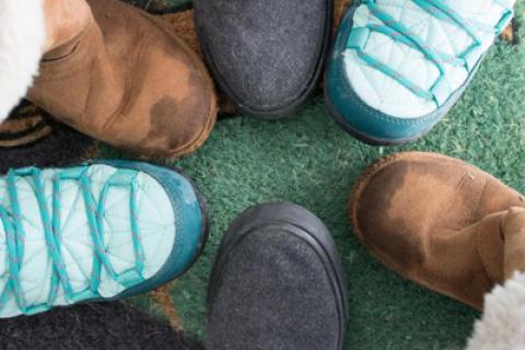 
			
		نگهداری و تمیز کردن کفش های زمستانی
		