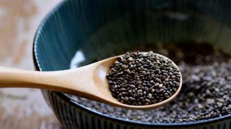 دانه چیا؛ راز سلامتی در یک دانه کوچک چرا خواب خوب اهمیت دارد؟دانههای چیا: ابرغذایی با تاریخچهای کهنچگونه دانههای چیا به خواب بهتر کمک میکنند؟نحوه استفاده از دانههای چیا برای بهبود خوابنکات اضافی برای خواب بهتر: فواید دیگر دانههای چیاشواهد علمیچالش 3 شبهسوالات متداول نکات نهایی