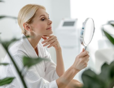 مقایسه دو روش تزریق چربی بایوفت و نانوفتبایوفتنانوفتتفاوت های کلیدی بین بایوفت و نانوفتعوارض جانبی تزریق چربیمزایا و معایب تزریق چربی بایوفتمزایا و معایب تزریق چربی نانوفتانتخاب روش مناسب برای تزریق چربی به عوامل مختلفی بستگی دارد، از جمله:تفاوت های جزئی بین بایوفت و نانوفتنتایج تزریق چربی بایوفت و نانوفتهزینه تزریق چربی بایوفت و نانوفتمراقبت های بعد از تزریق چربیسوالات متداول درباره تفاوت تزریق چربی بایوفت و نانوفتسخن پایانی مقاله درباره تفاوت تزریق چربی بایوفت و نانوفت