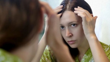 چرا کیست پیلار باعث ریزش مو میشود؟آیا کیست پیلار باعث ریزش مو میشود؟دلایل ریزش مو بر اثر کیست پیلار علائم ریزش مو ناشی از کیست پیلاردرمان کیست پیلارپیشگیری از کیست پیلارراه های کاهش خطر ریزش مو ناشی از کیست پیلارنکاتی برای مراقبت از کیست پیلارسوالات متداول درباره آیا کیست پیلار باعث ریزش مو میشود؟نکتهی کلیدی: