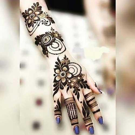 طراحی حنا روی دست،طراحی حنا روی دست عروس های هندی،طراحی حنا