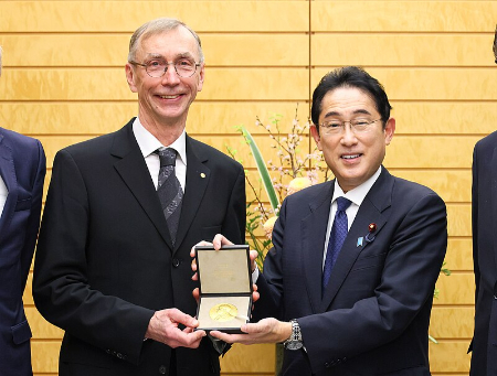 ژنوم نئاندرتال ژنتیک فرگشتی, سوانته پبو