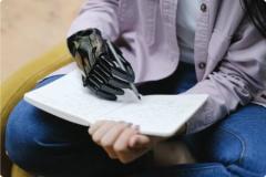 
			
		 ربات ها قدرت لمس انسانی پیدا می کنند
		