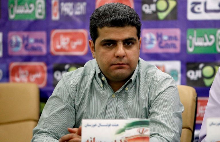 
			
		خمارلو: کمیته اخلاق به حرف‌های دایی ورود کند!/ پرسپولیس در دوره آقایان با ۷،۸ ملی‌پوش قهرمان نشد
		