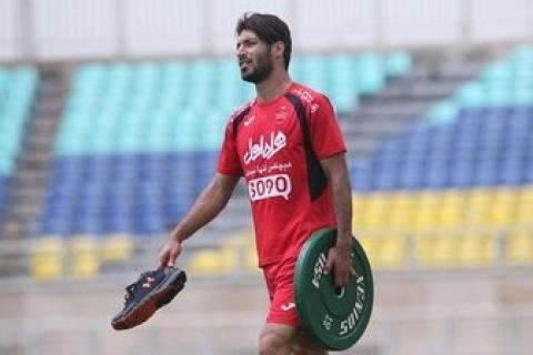 
			
		شجاع قول داد در پرسپولیس بماند   
		