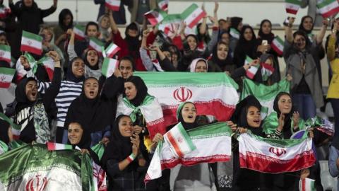 
			
		دیدار با سوریه؛ نخستین حضور بدون مانع زنان ایرانی در ورزشگاه‌ها؟
		