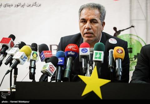
			
		 عرب: اول باید طلب برانکو را بدهیم بعد درباره مسائل دیگر با او صحبت کنیم/ برای لیست خرید اقدام کردیم
		