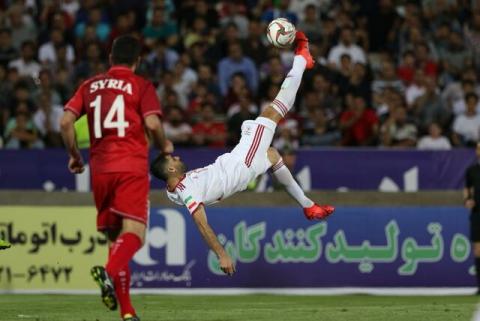 
			
		پیروزی پرگل ایران مقابل سوریه با هت تریک طارمی/ تغییر امیدوارکننده در تیم ملی
		