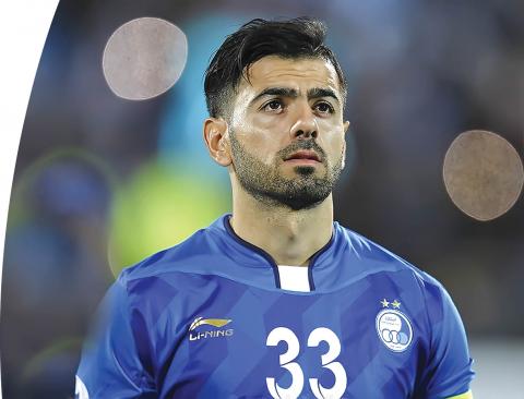 
			
		خودزنی آبی‌ها ادامه دارد 
		