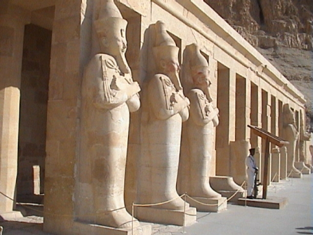 باورهای مصریان درباره معبدهتشپسوت