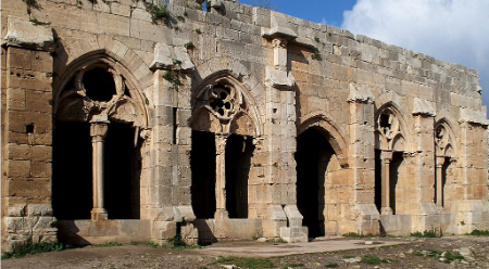 قلعه شوالیه&zwnj;ها, قلعه صلیبیون