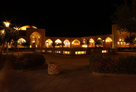 کاروانسرای عباسی مادرشاه,کاروانسرای عباسی مادرشاه کجاست,مکانهای تاریخی اصفهان