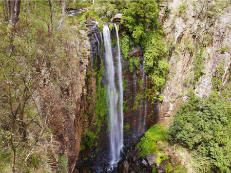 دیدنی  های آبشار کوین ماری