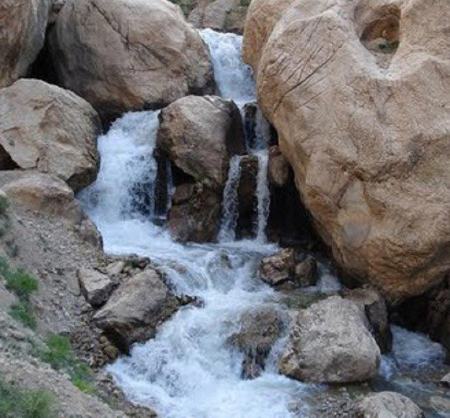 دسترسی به آبشار تنگه رود قر دسترسی به آبشار تنگه رود قر