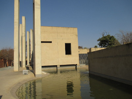 آموزش در موزه آپارتاید رویدادهای موزه آپارتاید, درباره آپارتاید, موزههای آفریقای جنوبی