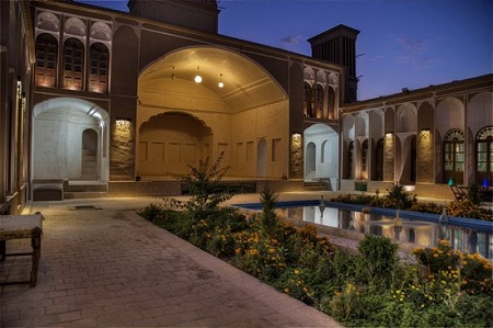 خانه ی خلاق ایران عمارت حیرانی یزد, جاذبه های گردشگری در خانه حیرانی, بناهای تاریخی یزد