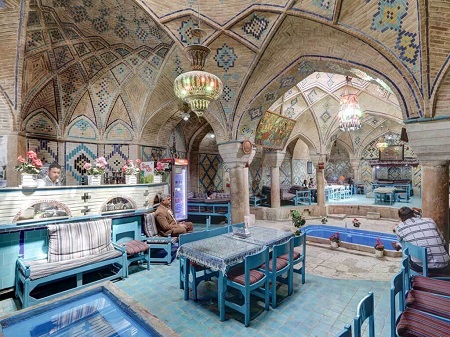 حمام وکیل کرمان ؛ حمام سنتی و تاریخی کرمان
حمام وکیل کرمان، یادگار باشکوه دوران قاجاریه