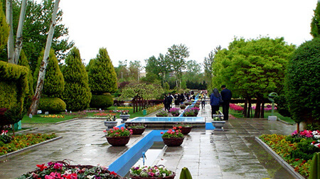 مکان باغ گل های اصفهان, مجموعه های باغ گل های اصفهان, قسمت های مختلف باغ گل های اصفهان