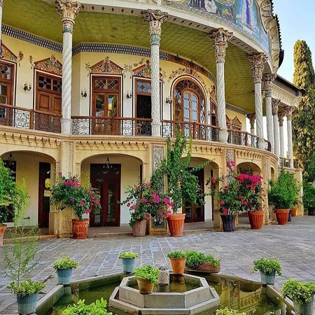 عمارت شاپوری, عمارت شاپوری در شیراز, باغ و عمارت شاپوری
