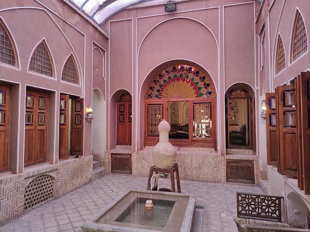 خانه تاریخی تاج یکی از خانه های تاریخی کاشان خانه تاریخی تاج, خانه ی تاریخی تاج, خانه تاریخی تاج یکی از خانه های تاریخی کاشان