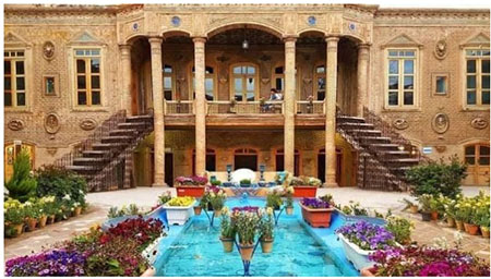 
			
		خانه ملک مشهد از خانه های تاریخی مشهد 
		خانه ملک مشهد؛ یک موزه تمام‌عیار