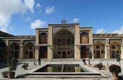 نگاهی به آثار زیبا و تاریخی مسجد دولتشاهتاریخچه مسجد دولتشاه کرمانشاهمعماری مسجد دولتشاه کرمانشاه
دسترسی به مسجد دولتشاه کرمانشاه سوالات متداول درباره مسجد دولتشاهسخن آخر مقاله درباره ی مسجد دولتشاه