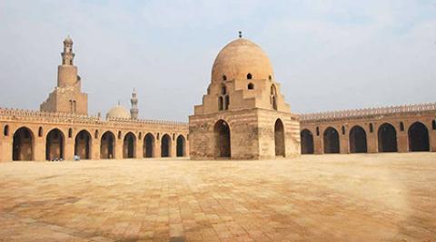 
			
		مسجد ابن طولون قاهره
		